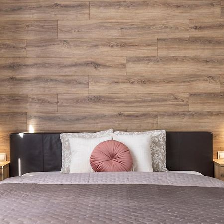Exclusive Stylish Suite By Prestige Homes Next To The Oktogon Budapest Esterno foto