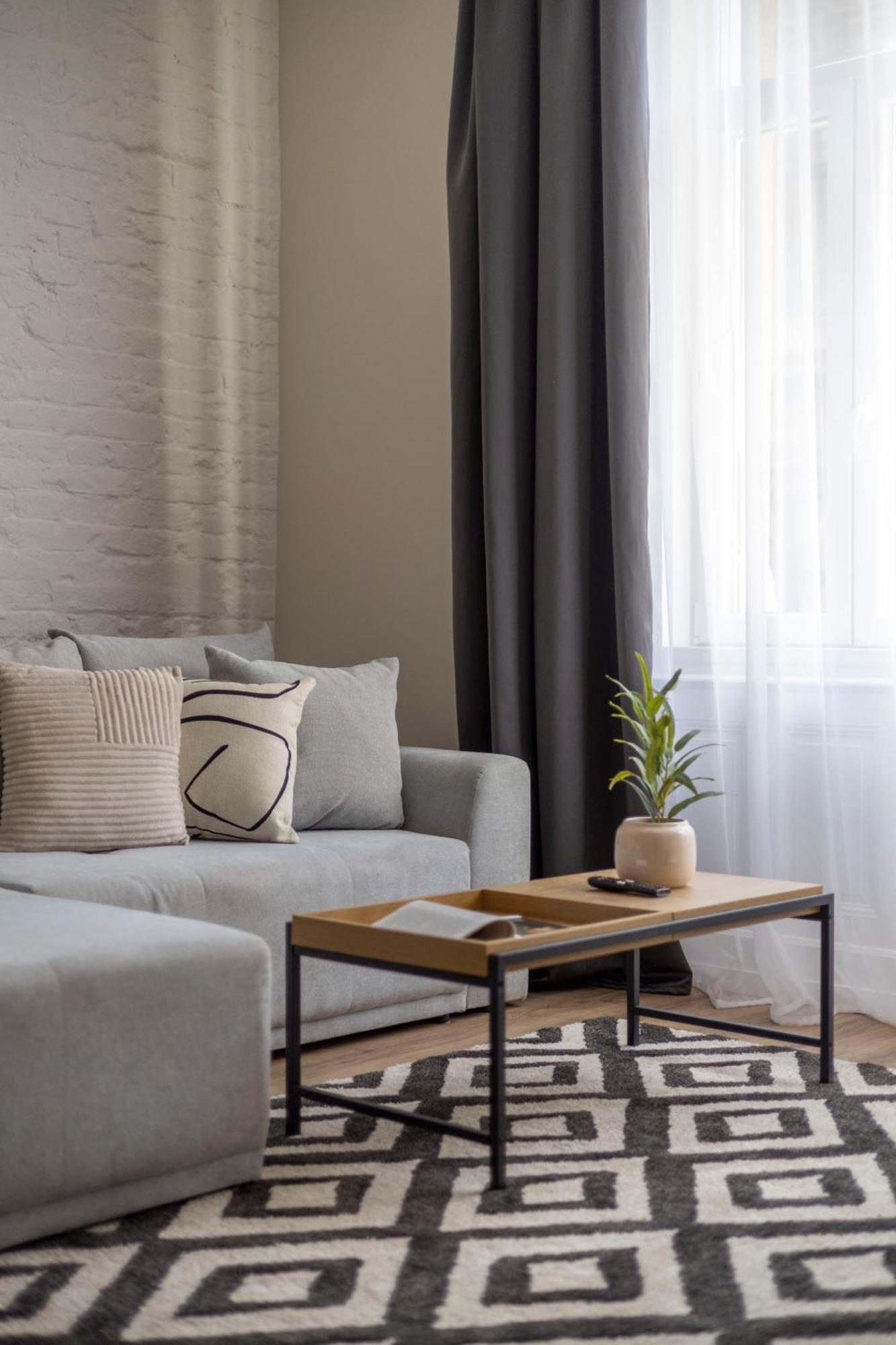 Exclusive Stylish Suite By Prestige Homes Next To The Oktogon Budapest Esterno foto